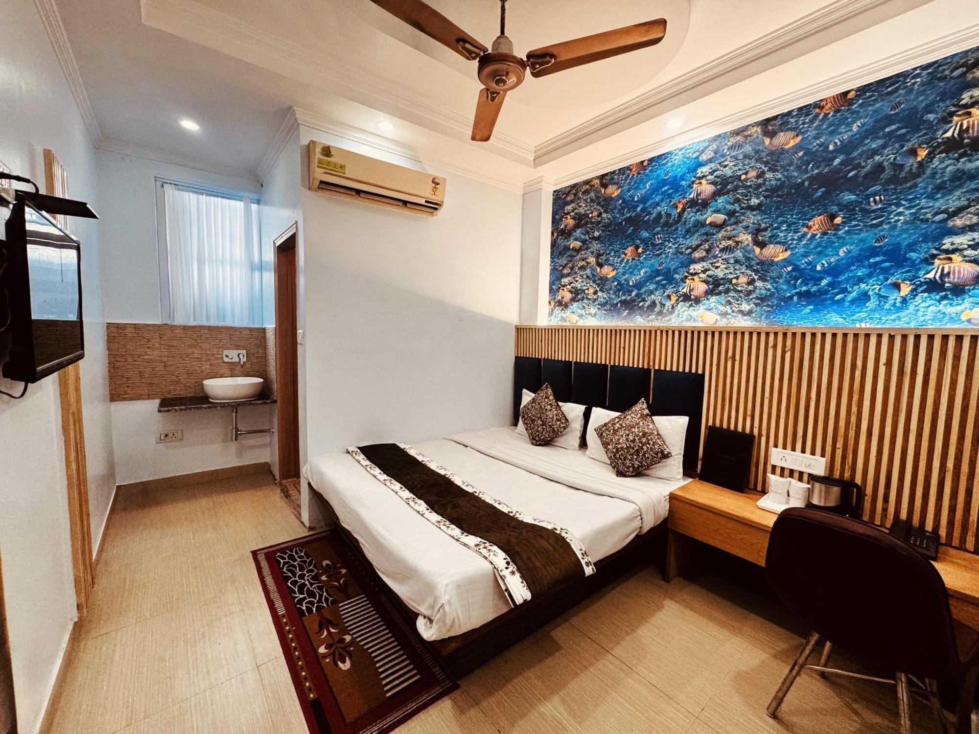 Hotel Jai Balaji, Paharganj, New Delhi Railway Station Экстерьер фото