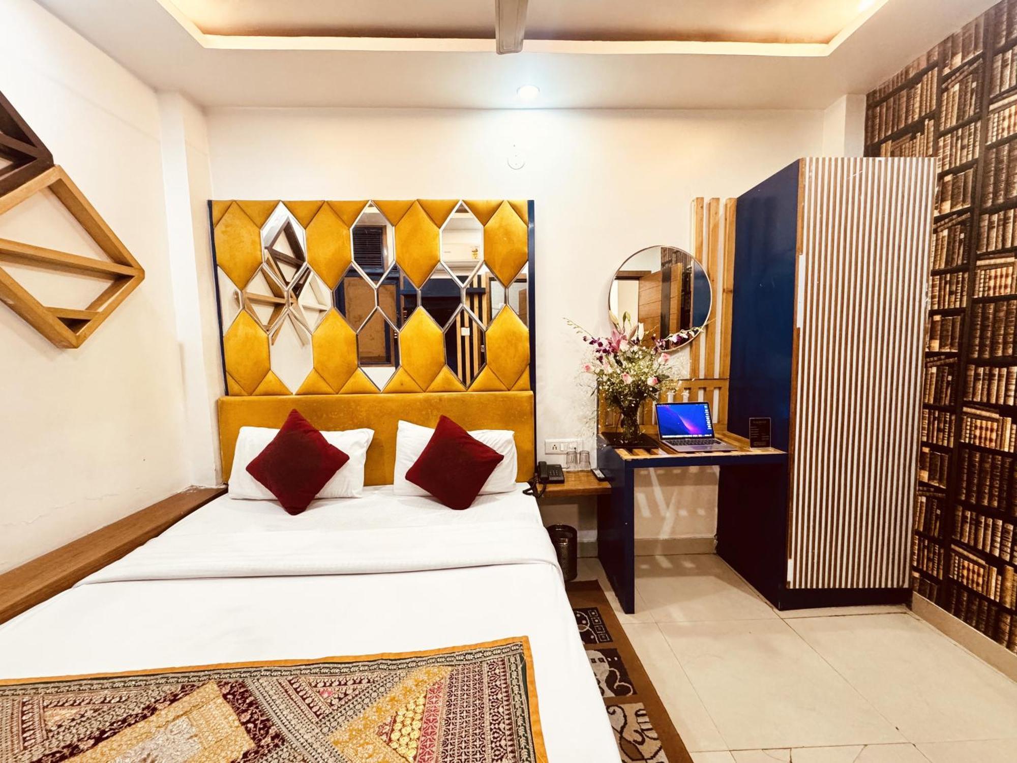 Hotel Jai Balaji, Paharganj, New Delhi Railway Station Экстерьер фото